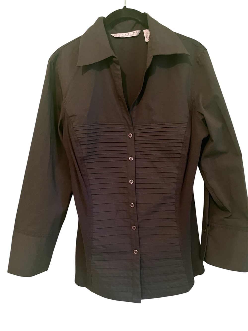 Signature by Larry Levine Pintuck Pleated Front Button-Down Cotton Blend Shirt.